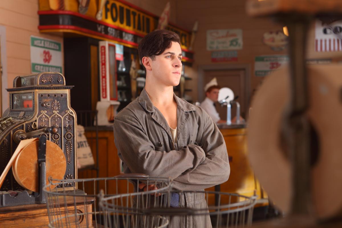 David Henrie in "Little Boy"