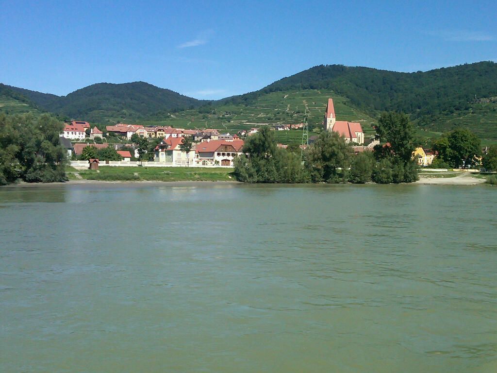 Edward Grinnan's photo from Danube