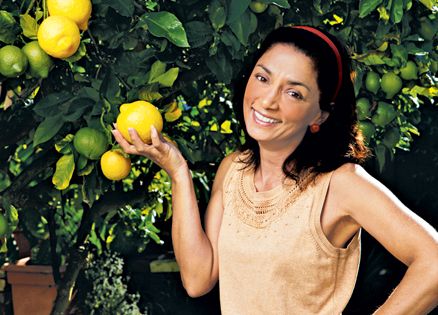 Karen Zindric and her lemon tree