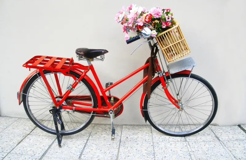 a beautiful red bike