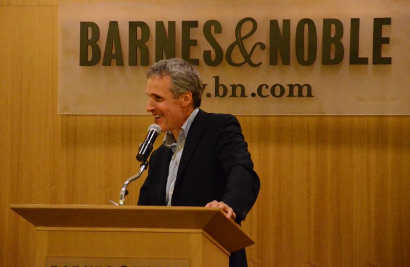 Prayer blogger Rick Hamlin giving a talk at Barnes & Noble