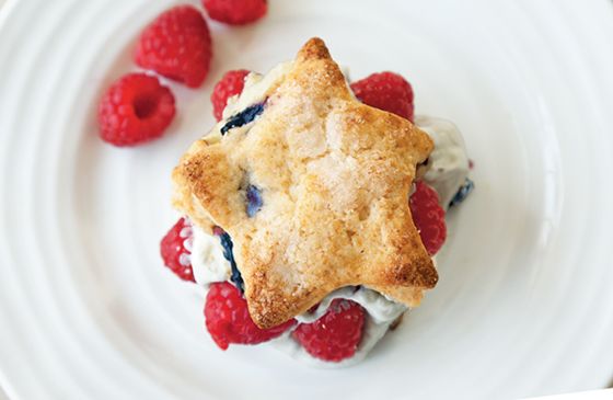 Star-Shaped Blueberry Shortcakes