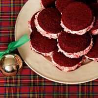 Red Velvet Whoopie Pies