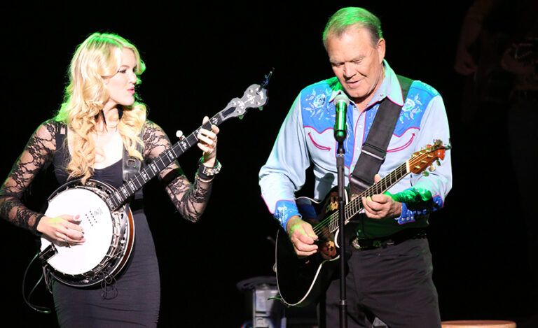 Glen Campbell plays guitar with daughter Ashley