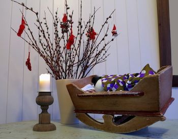 A Christmas cradle. Photo by Rolf Aasa, Thinkstock.