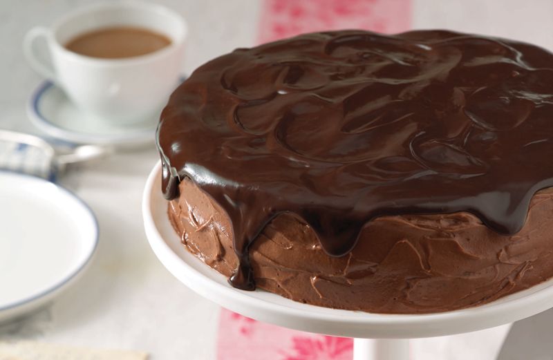 Nigella's Chocolate Fudge Cake - Amanda's Cookin' - Cake & Cupcakes