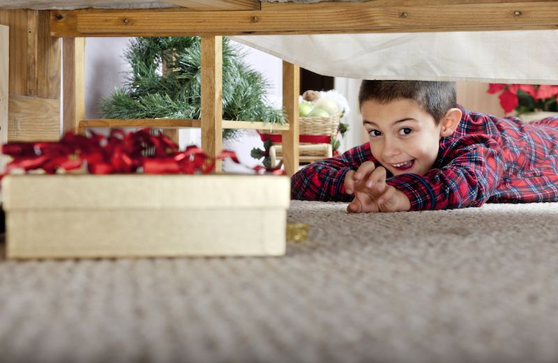 Searching for Christmas. Photo by McIninch, Thinkstock.