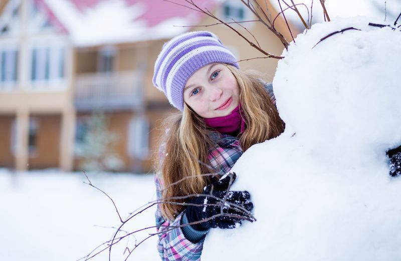 Make Christmas memories with your teen. Photo from 123RF(r).