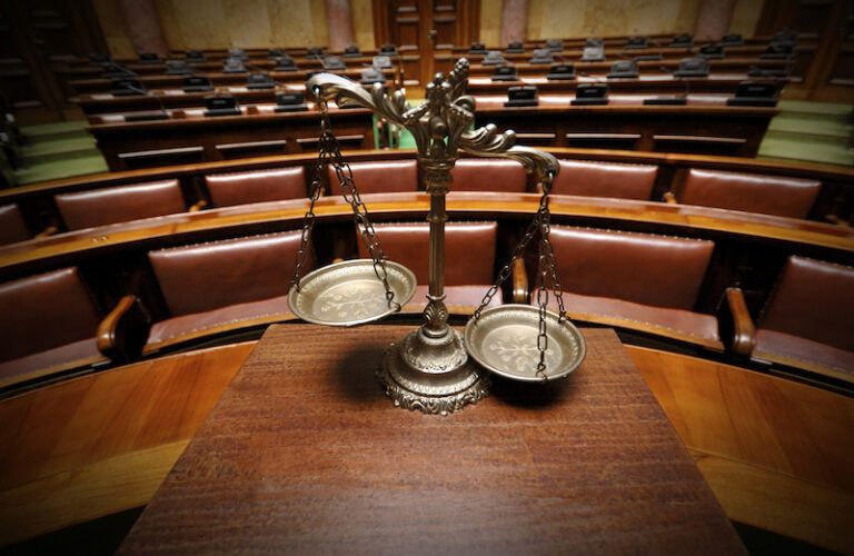 An empty courtroom. Photo by Vladimir Cetinski, Thinkstock.