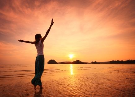 Psalm 27 Praise Video: Woman Praising God in the Sunrise