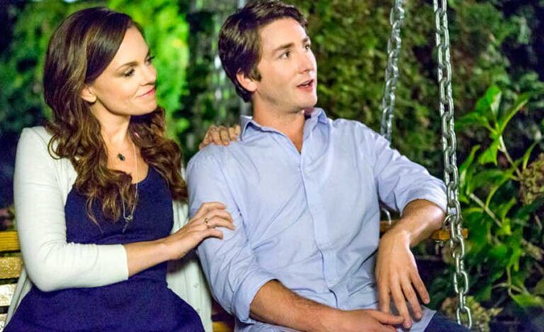 Rachel Boston and Jesse Moss in A Gift of Miracles, Guideposts