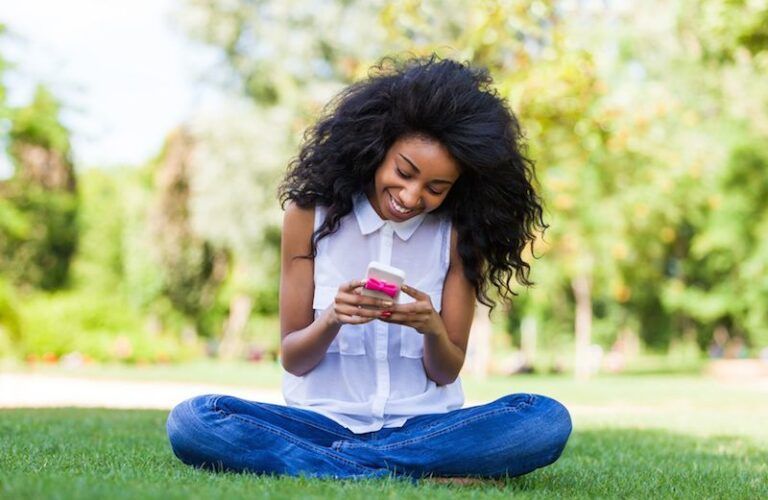 Teen texting. Photo from 123RF(r).