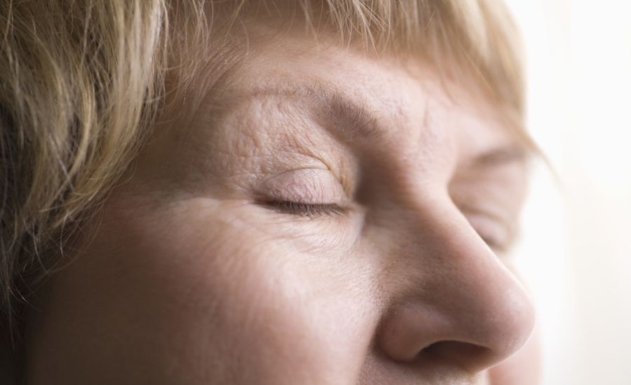 Woman trying to concentrate. Photo: Thinkstock.