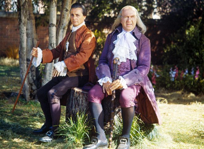 William Daniels as John Adams and Howard da Silva as Benjamin Franklin in a scene from 1776