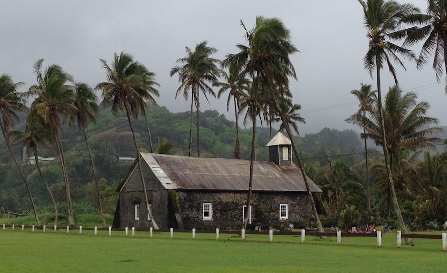 Hawaiian church on the road to Hana.