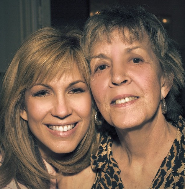Leeza Gibbons and her mother -- Guideposts