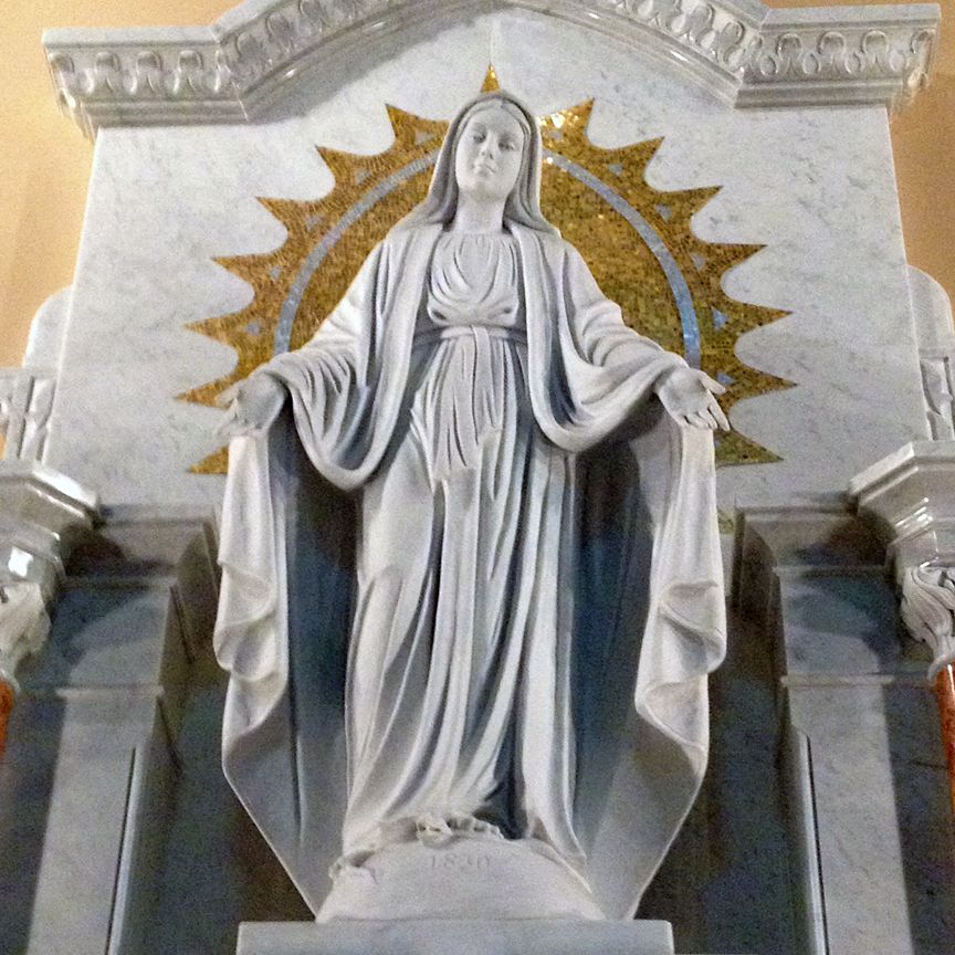 Guideposts: Statue of the Virgin Mary