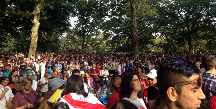 Guideposts: The crowd to see Pope Francis in Central Park, New York City