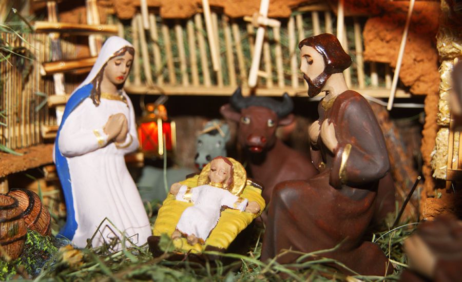 Guideposts: A home nativity set