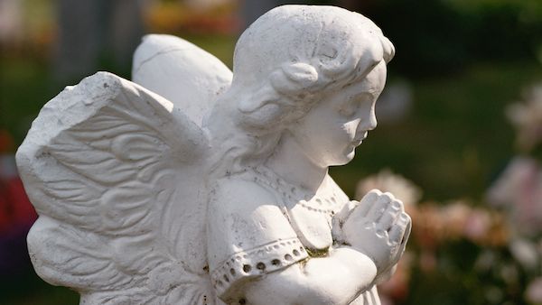 An early morning nudge from a guardian angel saves a family from a house fire.