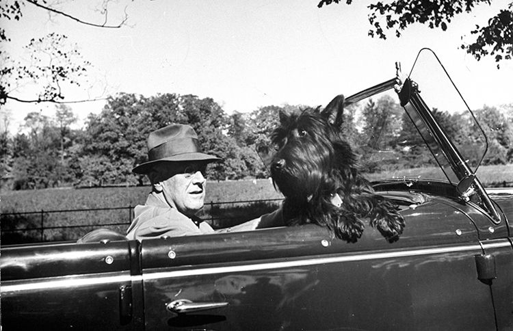 Guideposts: Franklin Delano Roosevelt and Fala, the black Scottish Terrier
