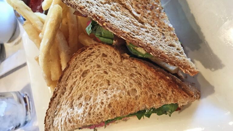 Lunch recipes: Healthy Club Sandwich