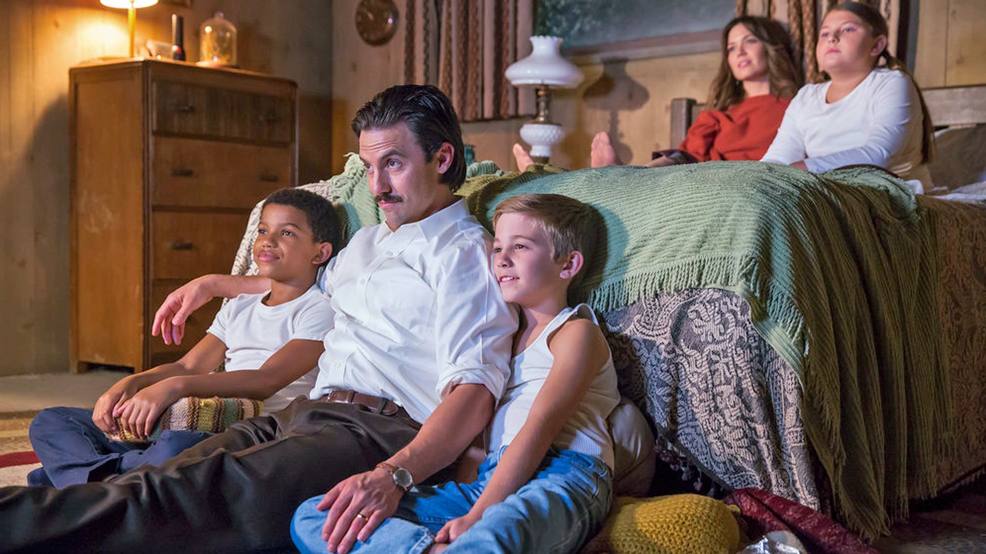 Mandy Moore and Milo Ventimiglia in "This Is Us"