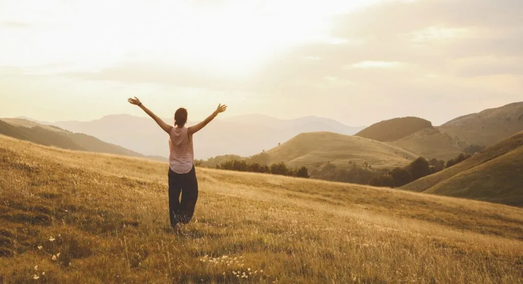 3 Bible Verses to Help You Live Joyfully