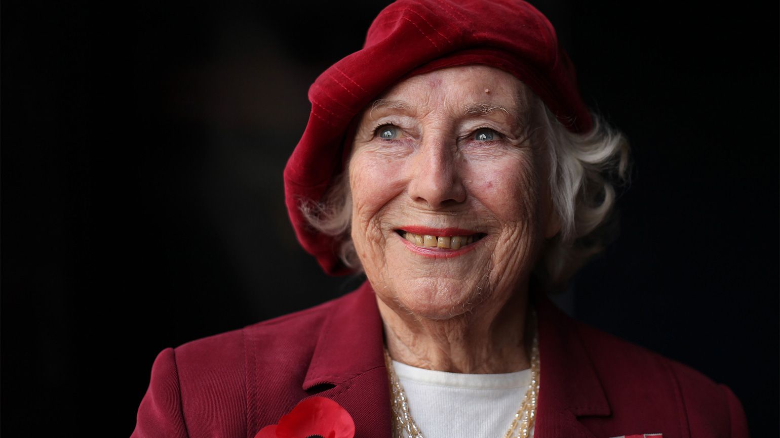 Guideposts Says Goodbye to Dame Vera Lynn - Guideposts