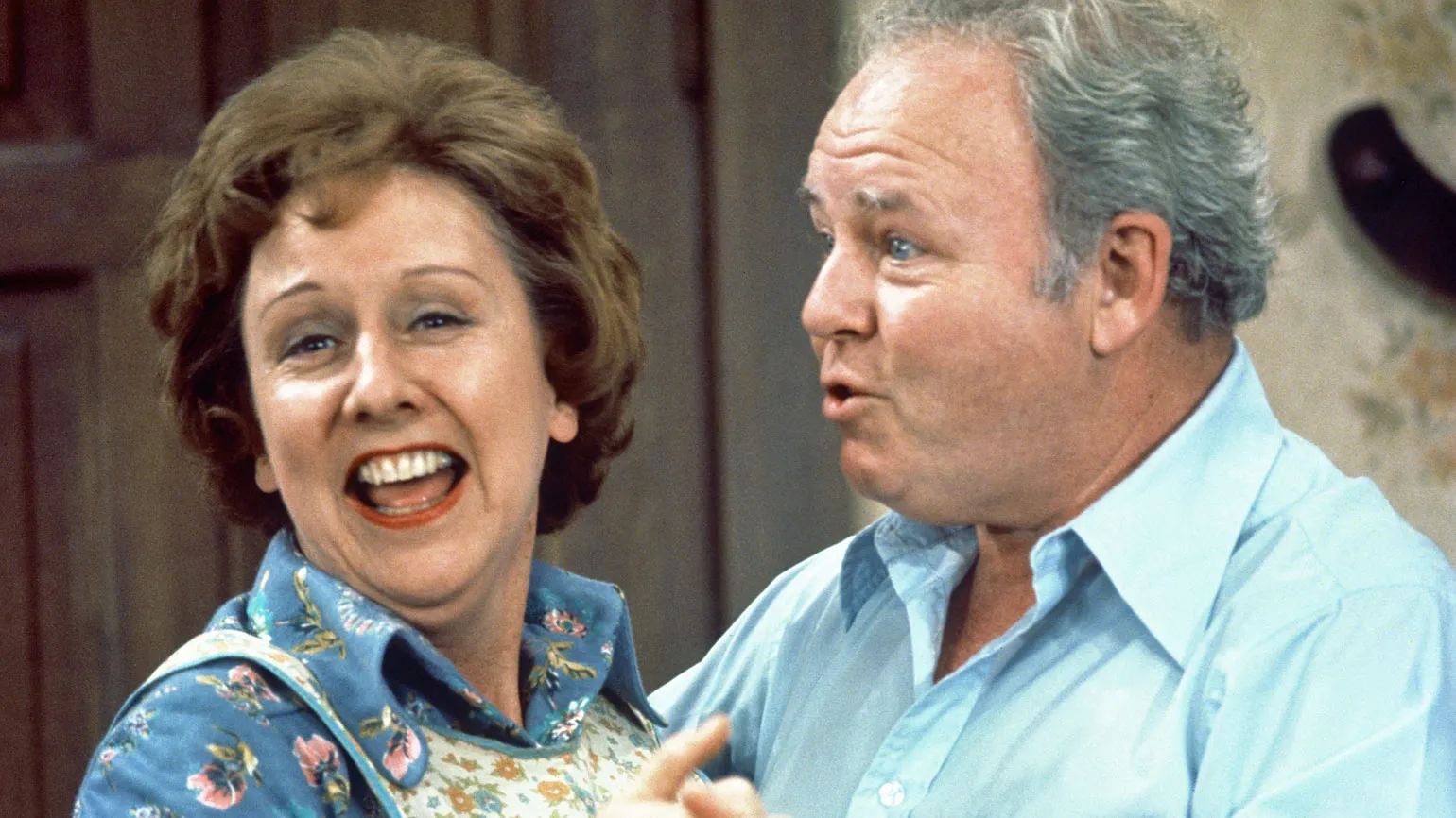 Edith Bunker (Jean Stapleton)