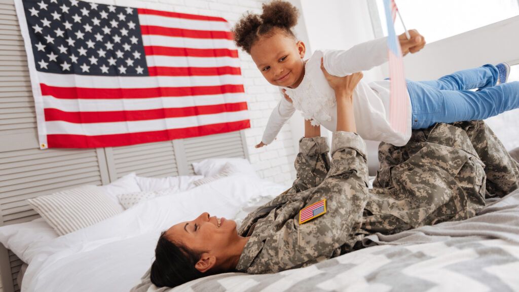 A military mom returns home after deployment.
