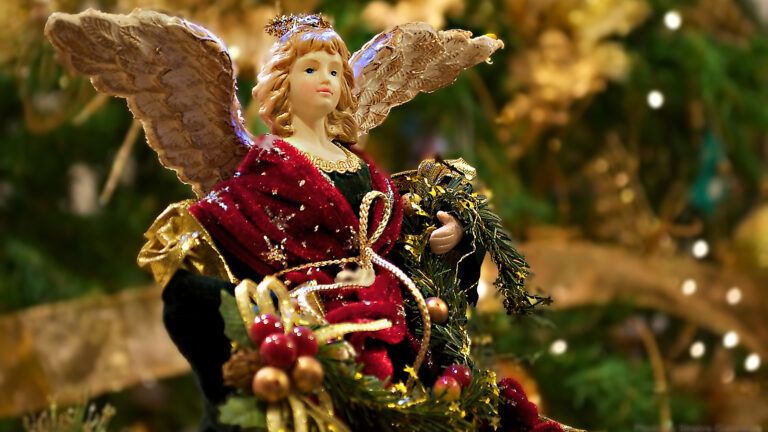 An angelic Christmas ornament