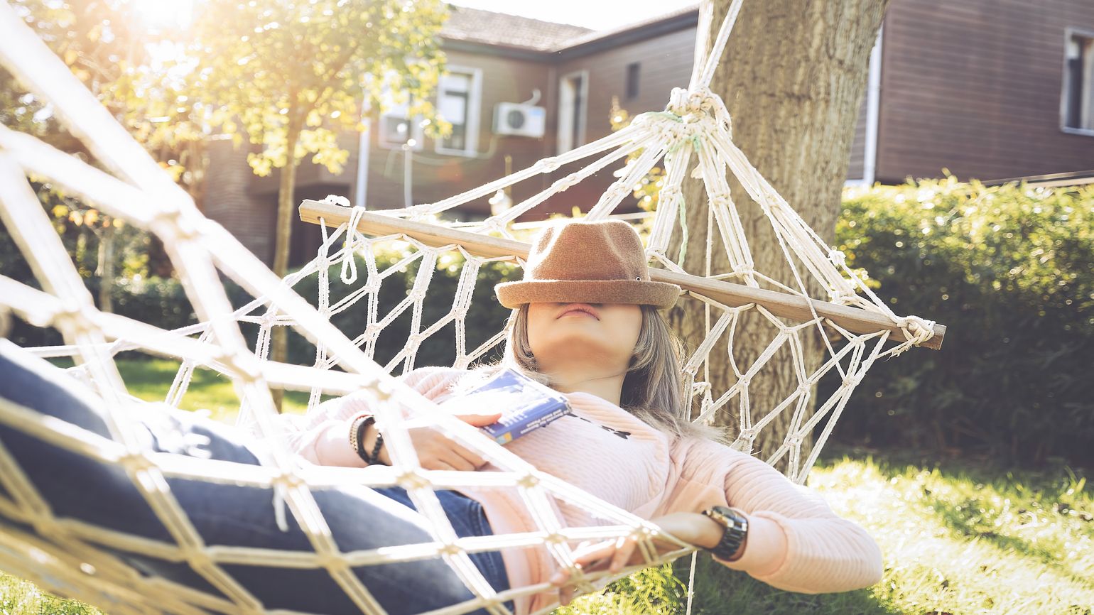 https://guideposts.org/wp-content/uploads/2019/07/summer_napping.jpg.optimal.jpg