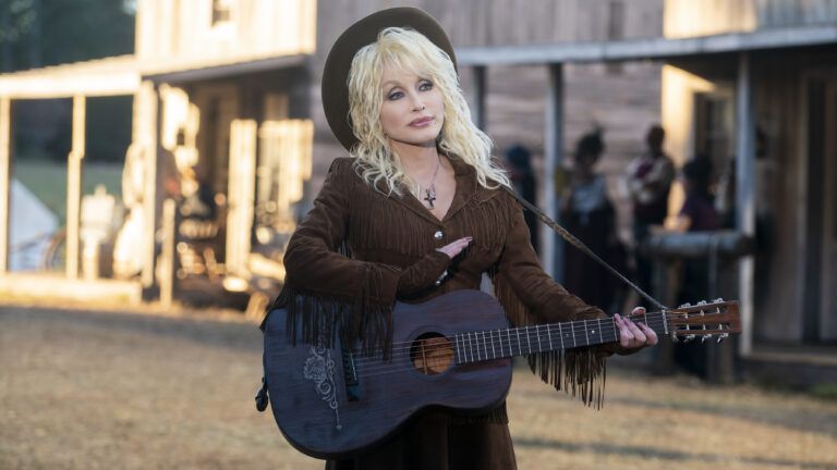 Dolly Parton in 'Heartstrings'