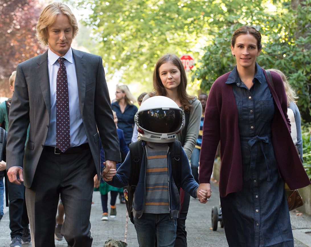 A promotional still from the movie 'Wonder,' starring Owen Wilson and Julia Roberts