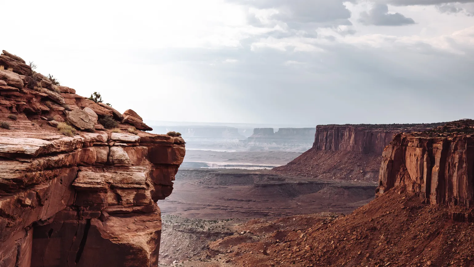 Canyon with opposing sides.