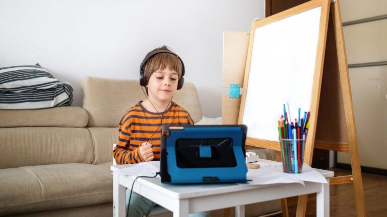 Positive tips for parents and remote learning