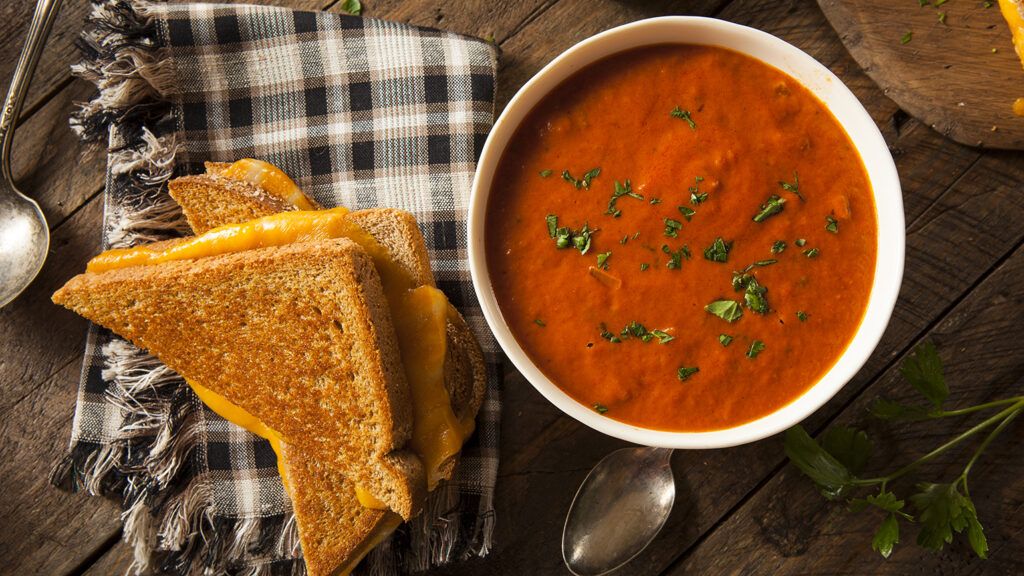 grilled_cheeze_tomato_soup