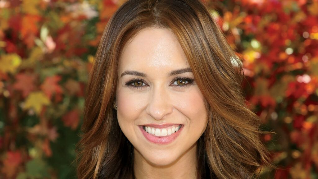 Lacey Chabert Christmas Is Close To My Heart Guideposts