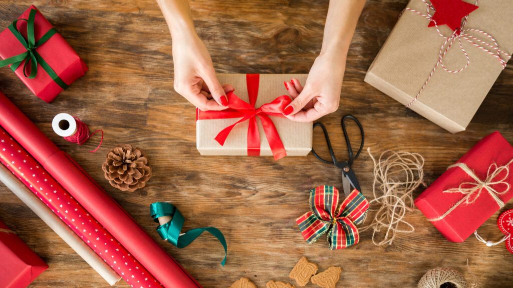https://guideposts.org/wp-content/uploads/2021/09/early_shopping_for_gifts-1024x576.jpg.optimal.jpg