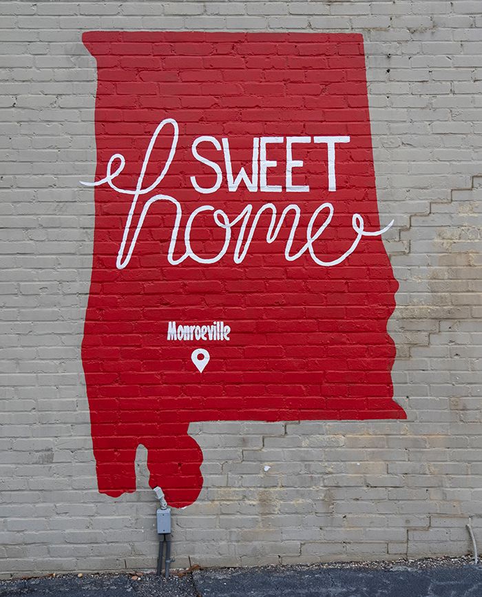 Sweet Home Alabama mural; photo by Michael A. Schwarz