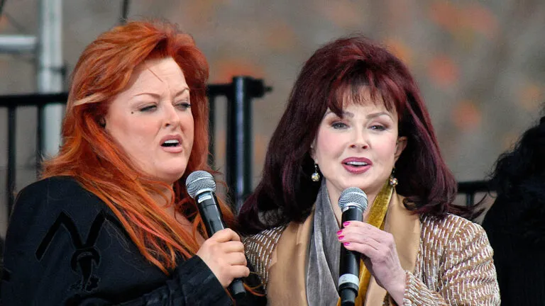 Wynonna and Naomi Judd