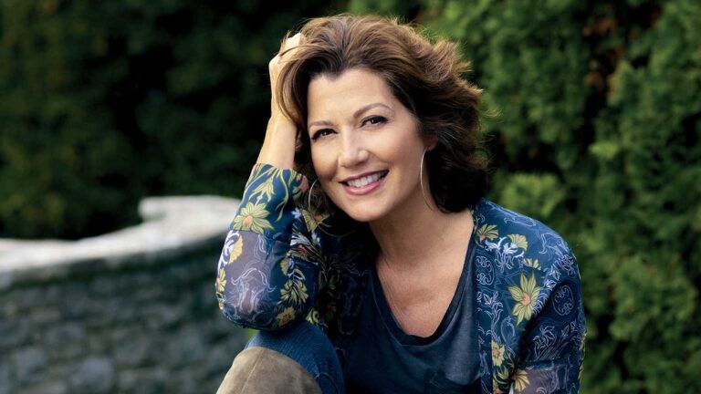 Amy Grant sitting outside discussing where to pray