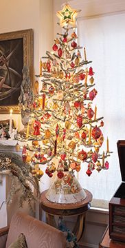 One of Bob's many Christmas trees, festooned with vintage ornaments; photo by Bud Hayman