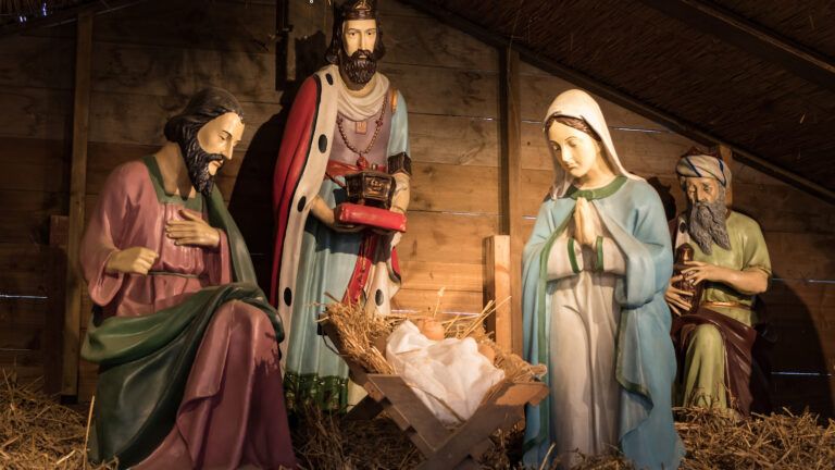An Advent practice--pray your way to the manger
