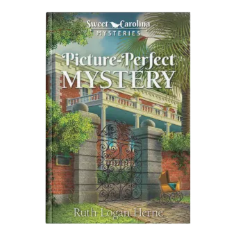 Sweet Carolina Mysteries Book 2: Picture-Perfect Mystery-0